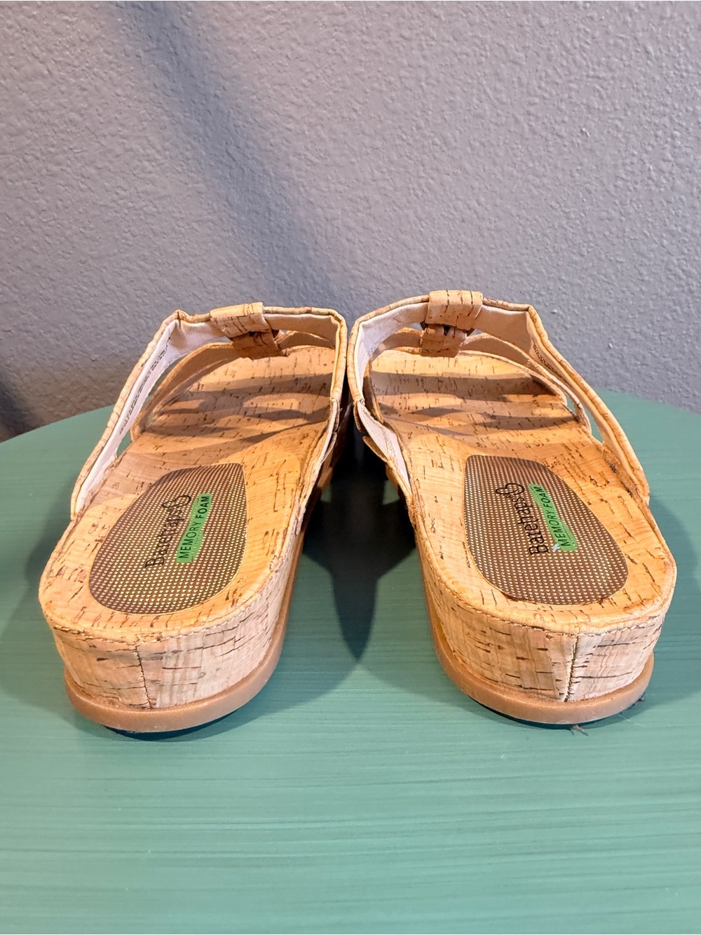 Bear Traps Cork Memory Foam Cella Sandals Natural Cork Buckle Detail Sz 9 | GUC - Picture 9 of 14